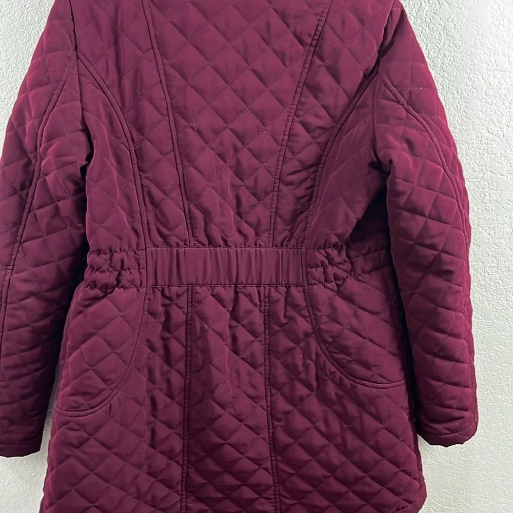 Liz Claiborne Women's Lightweight burgundy Quilted Jacket With Out Hood Sz S